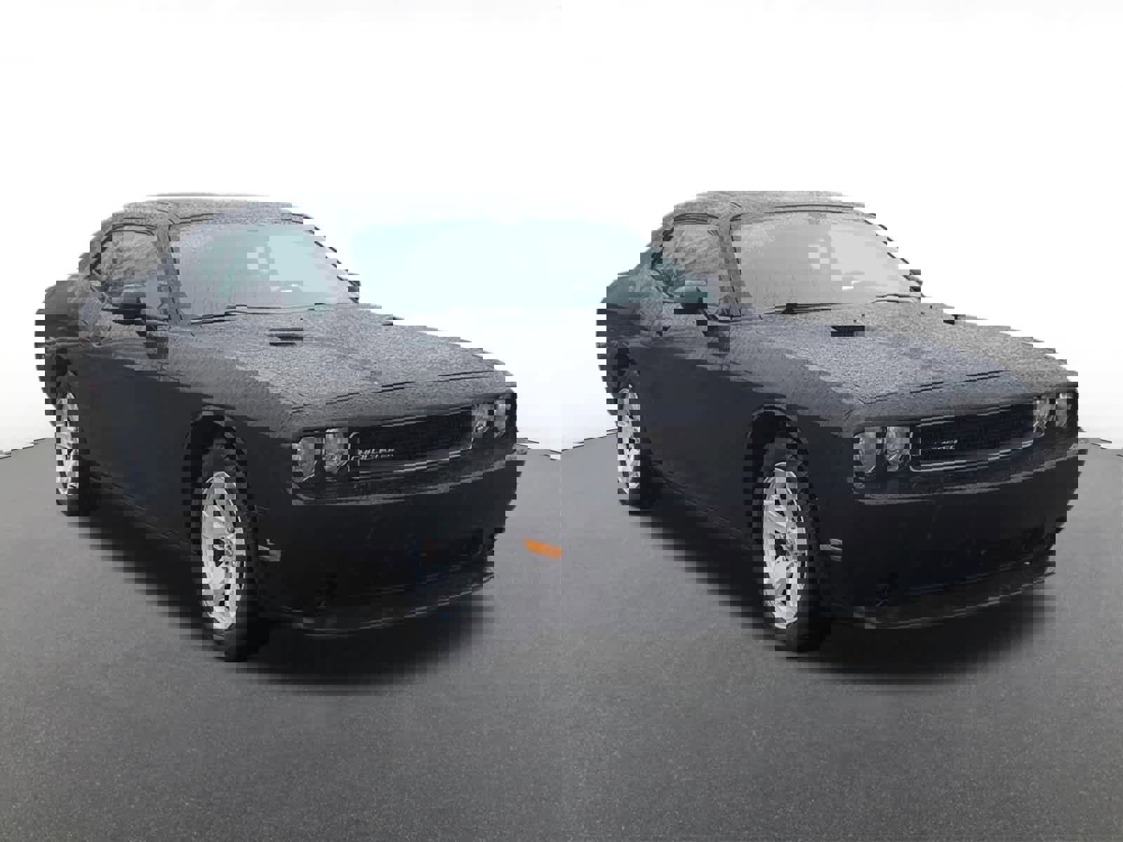 Used 2014 Dodge Challenger SXT image 8