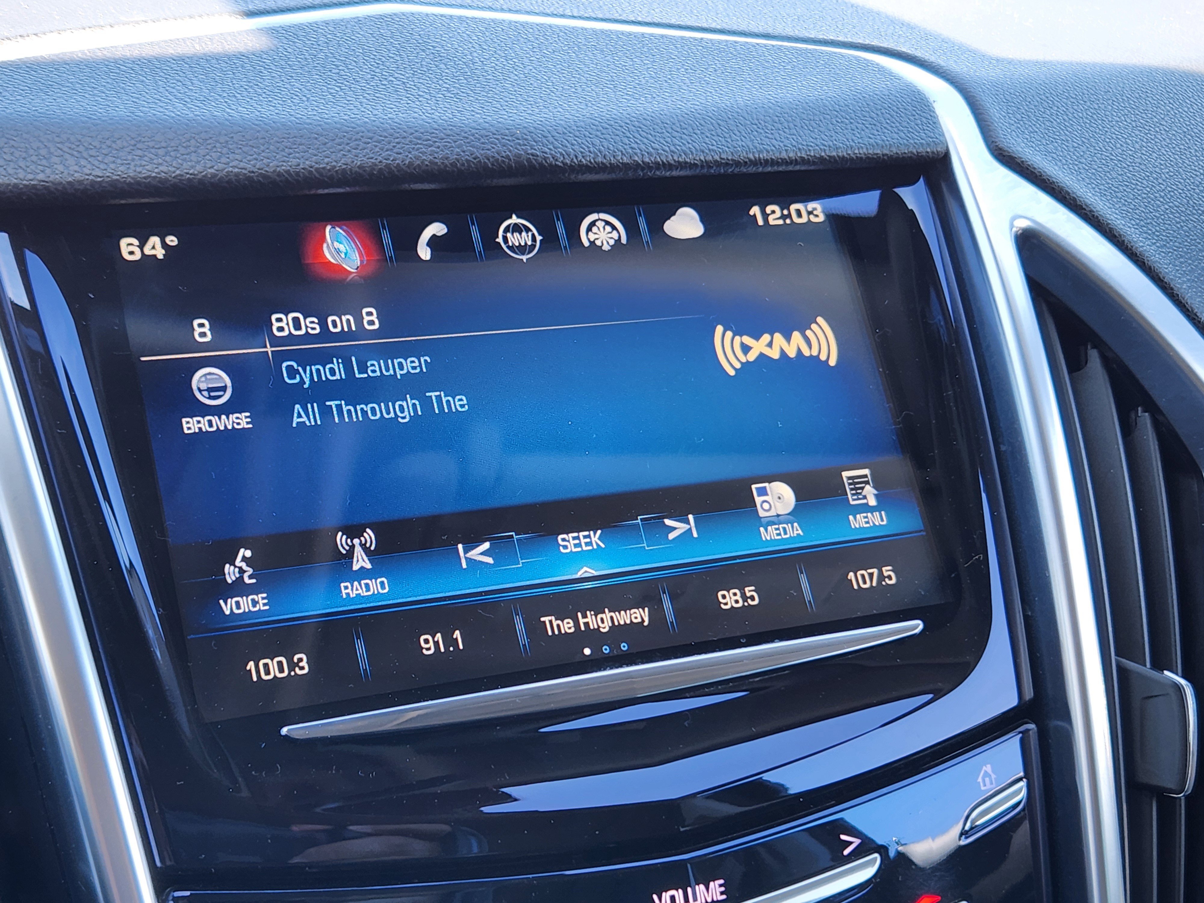 Used 2015 Cadillac SRX Luxury w/ Driver Awareness Package AWD/4WD image 26