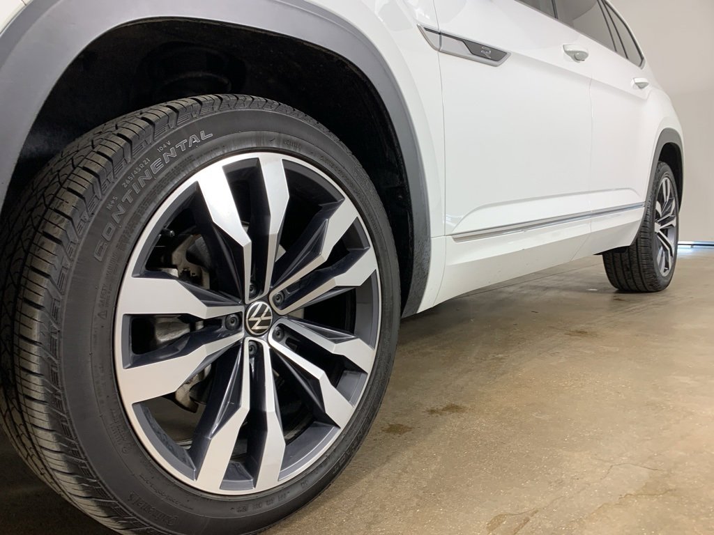 Used 2021 Volkswagen Atlas SEL R-Line image 2