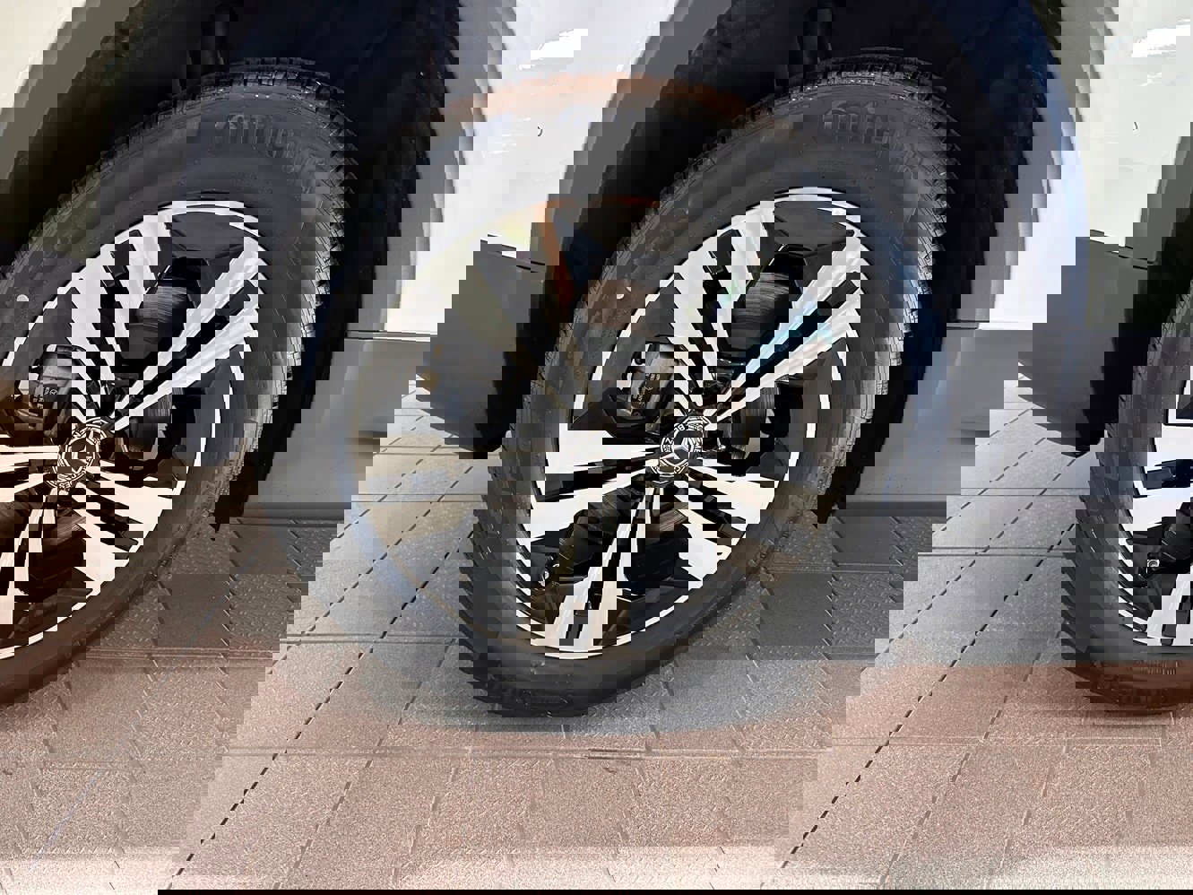 New 2026 Mercedes-Benz GLB 250 4MATIC image 19