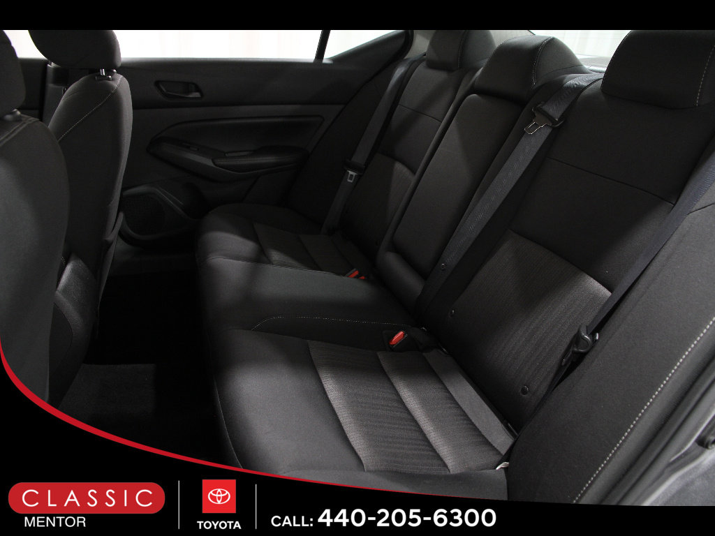 Used 2024 Nissan Altima 2.5 SV image 17