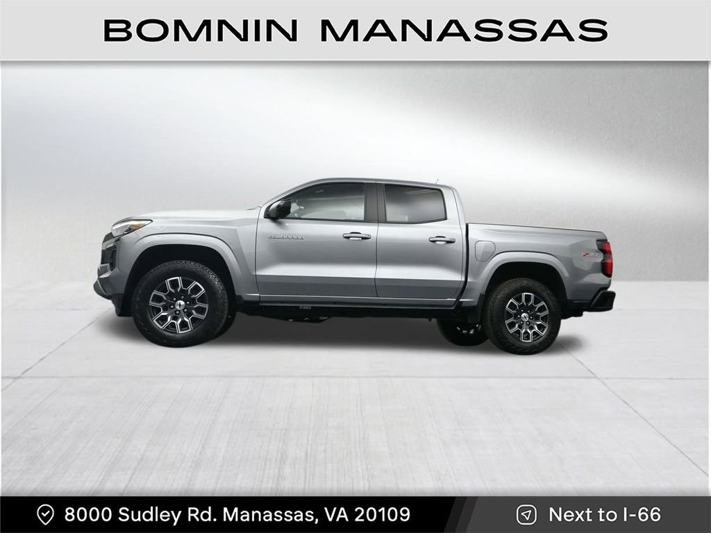 Used 2024 Chevrolet Colorado Z71 w/ Z71 Convenience Package 2 image 27