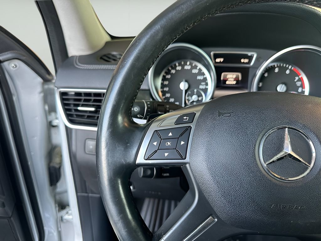 Used 2016 Mercedes-Benz GL 450 4MATIC image 15