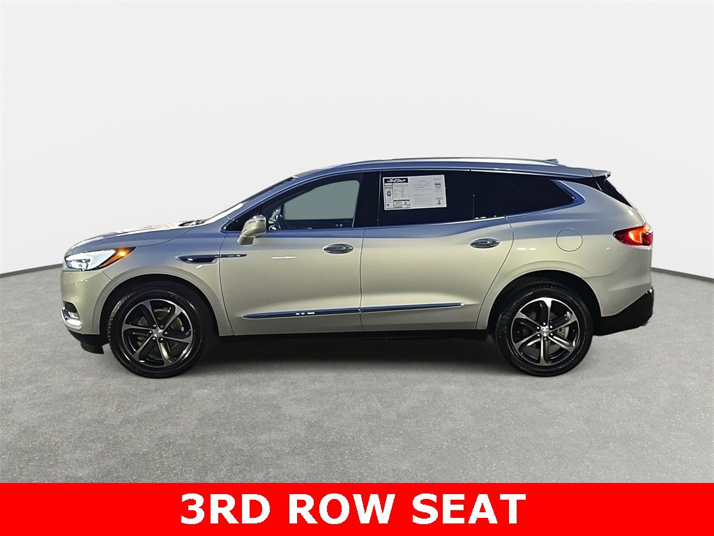 Used 2020 Buick Enclave Essence w/ Sport Touring Edition image 8