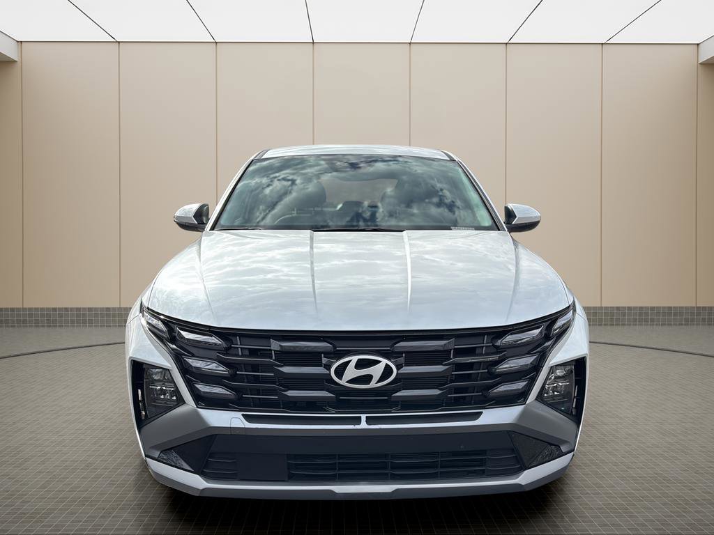 Certified 2025 Hyundai Tucson SE image 8