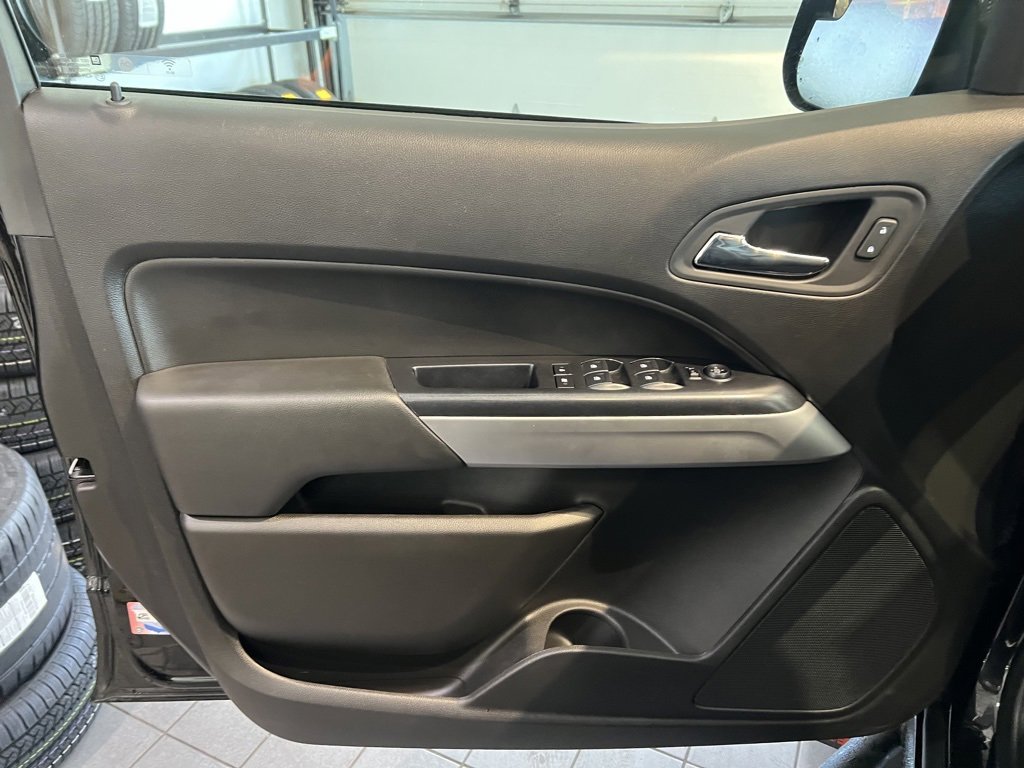 Used 2021 Chevrolet Colorado ZR2 image 11