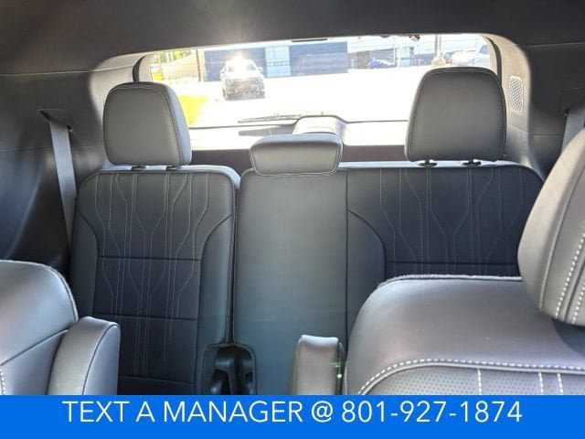 New 2026 Buick Enclave Avenir w/ Super Cruise Package AWD/4WD image 16