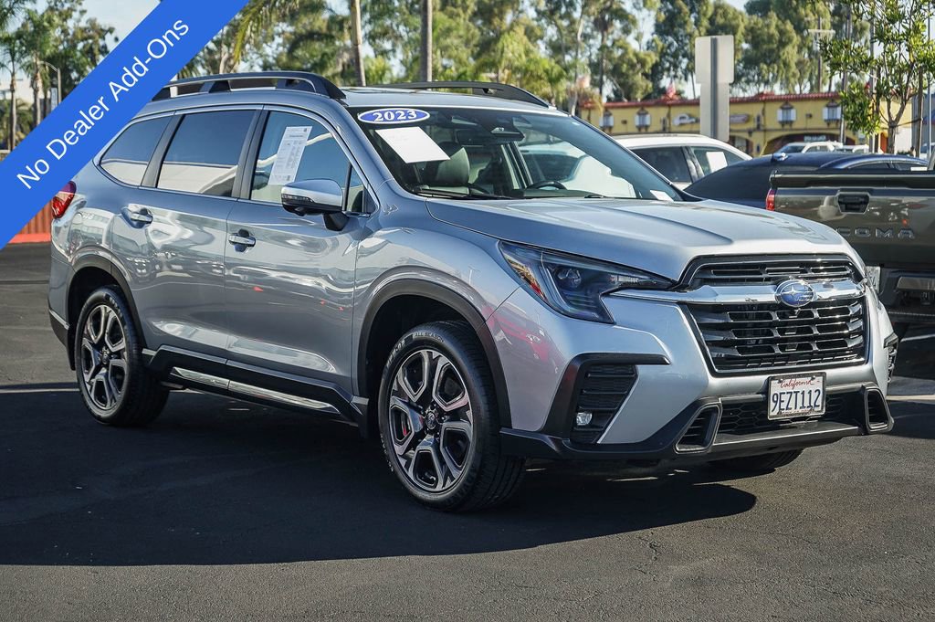 Certified 2023 Subaru Ascent Limited w/ Technology Package image 3