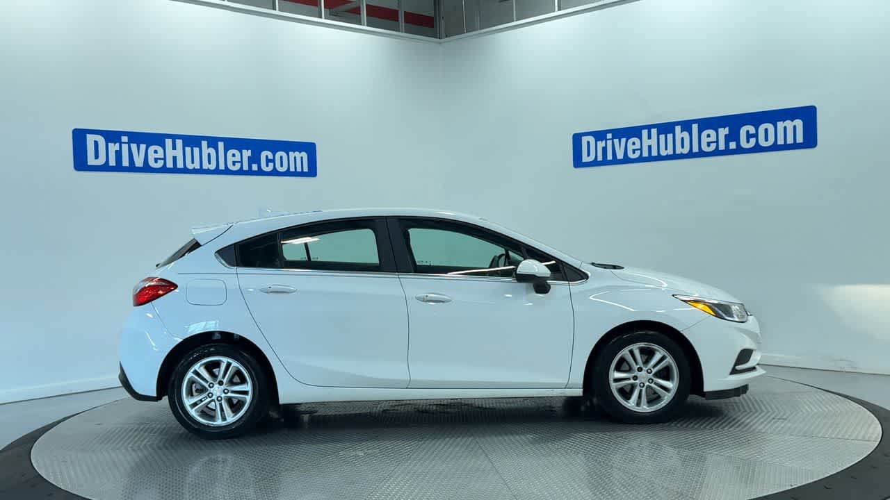 Used 2017 Chevrolet Cruze LT w/ Convenience Package FWD image 3
