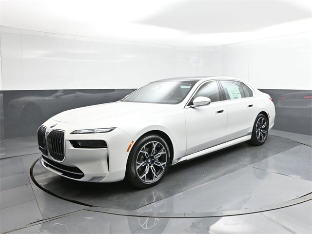 New 2025 BMW i7 xDrive60 w/ Executive Package