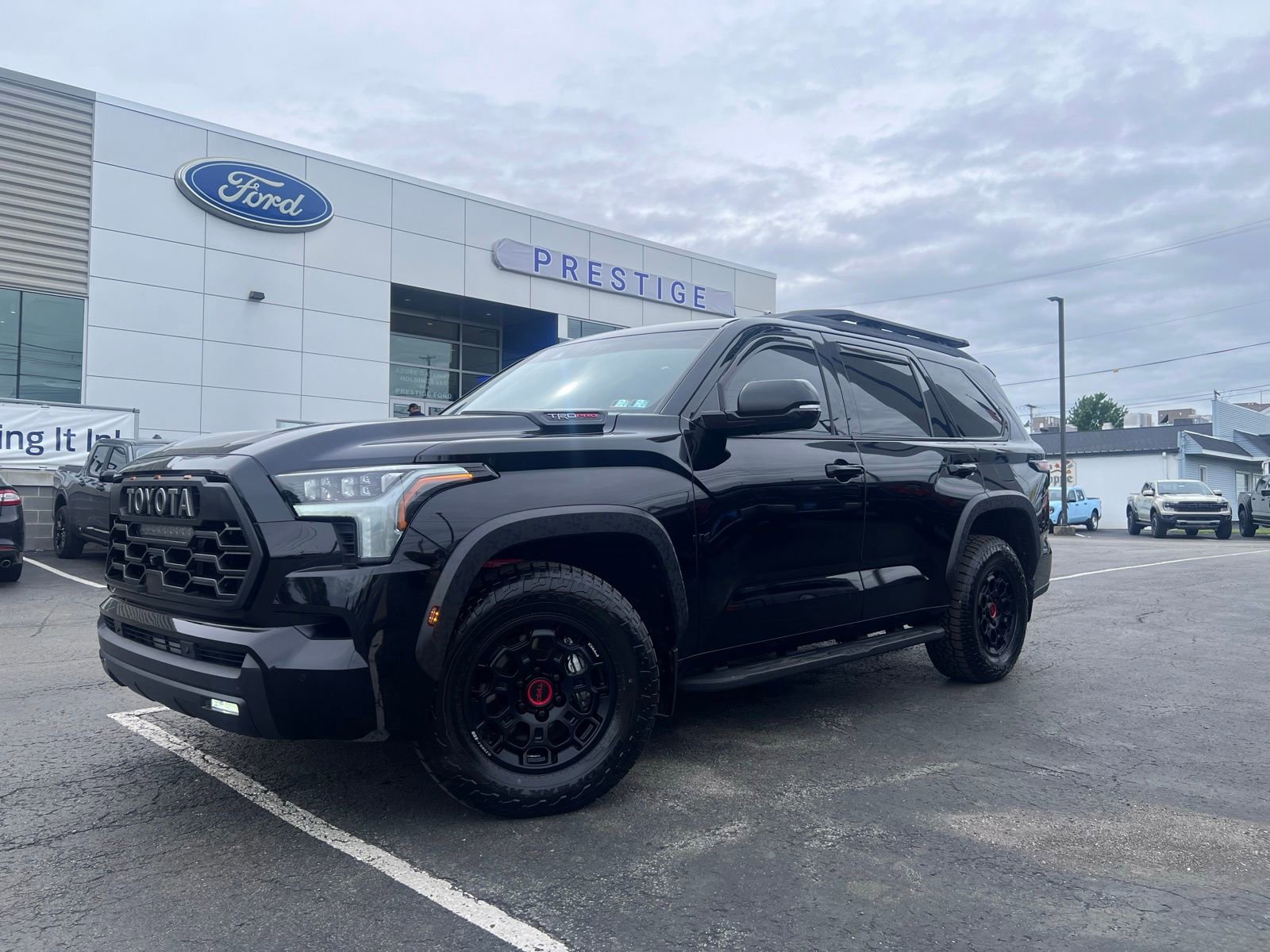 Used 2025 Toyota Sequoia TRD Pro w/ Tow Technology Package AWD/4WD image 2
