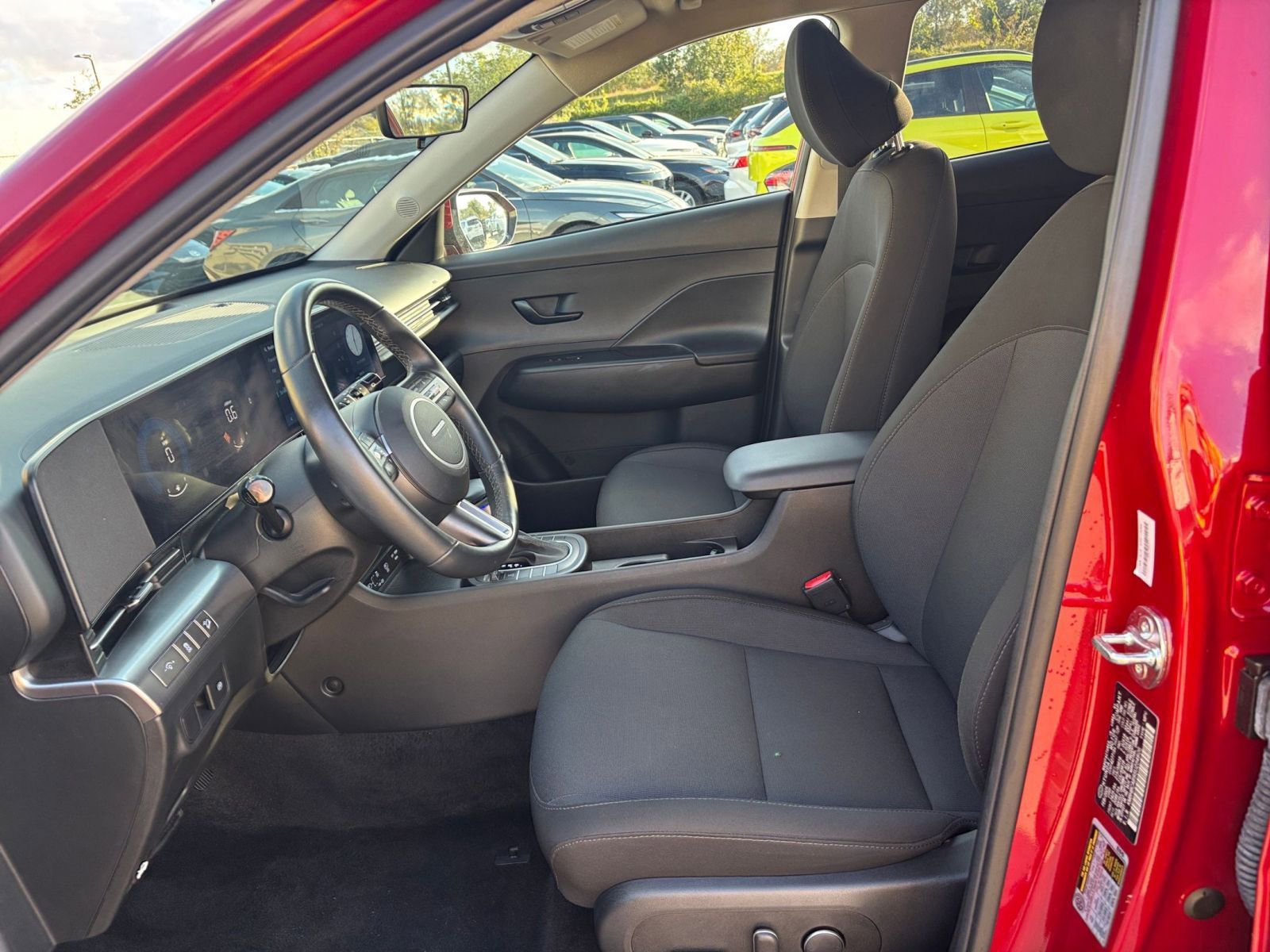 Used 2025 Hyundai Kona SEL image 27