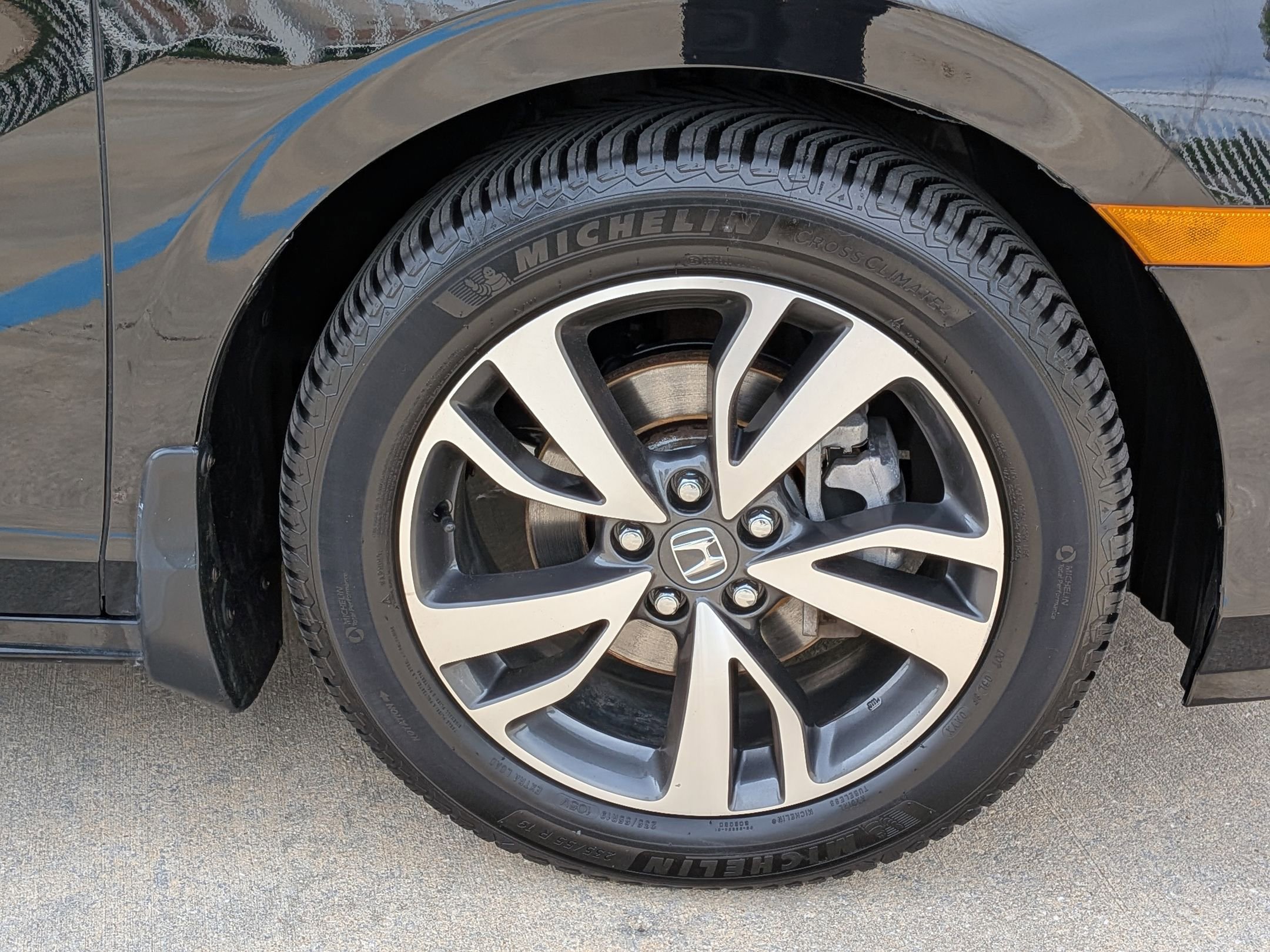 Certified 2023 Honda Odyssey Touring image 35