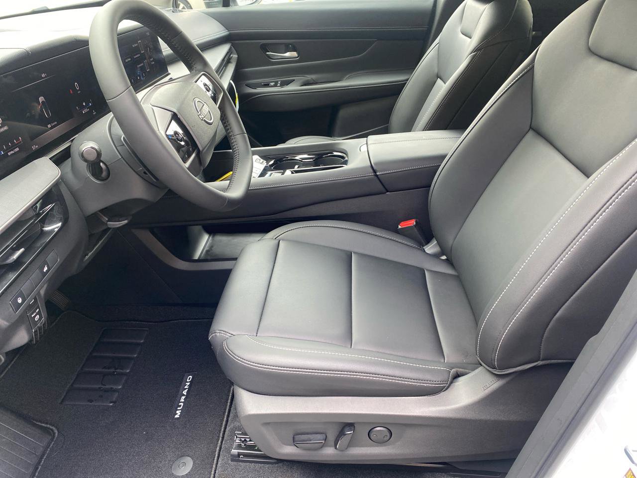 Used 2025 Nissan Murano SV w/ Cargo Package image 5