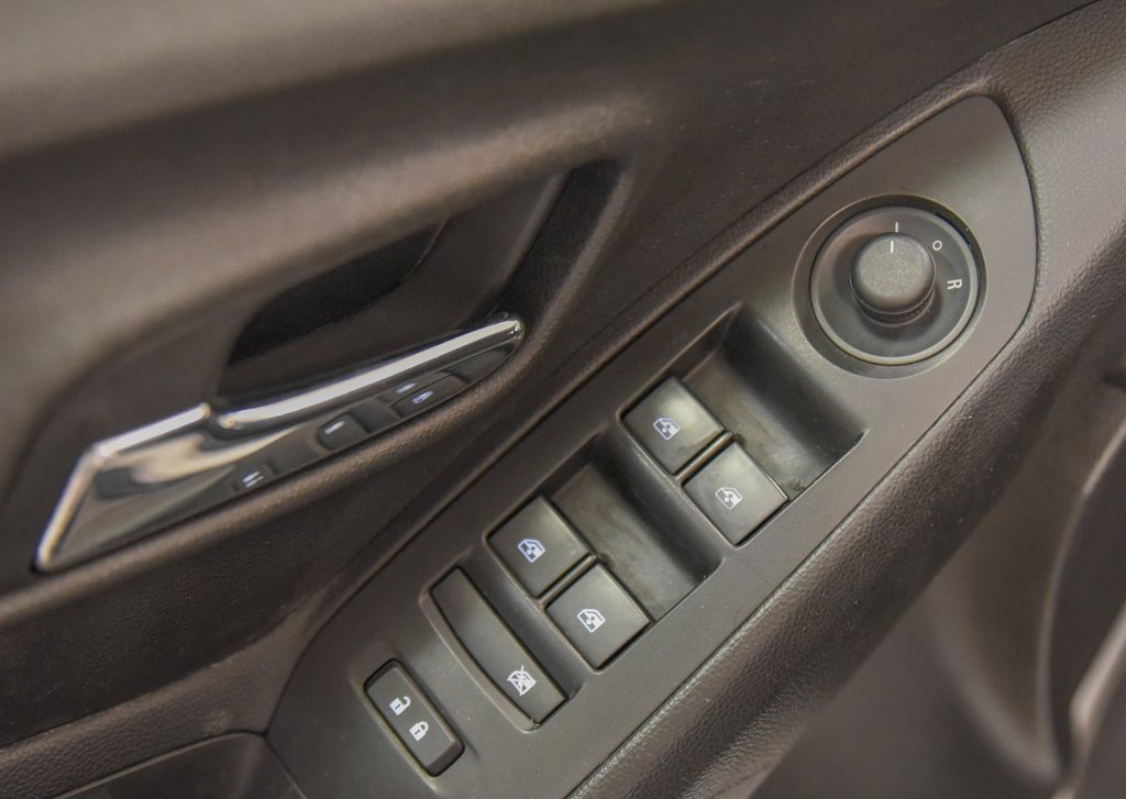 Used 2020 Chevrolet Trax LS image 15