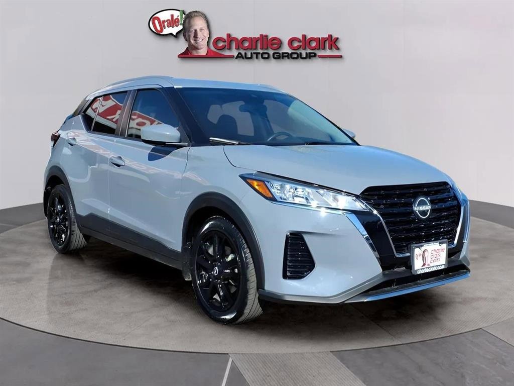 Used 2024 Nissan Kicks SV image 7