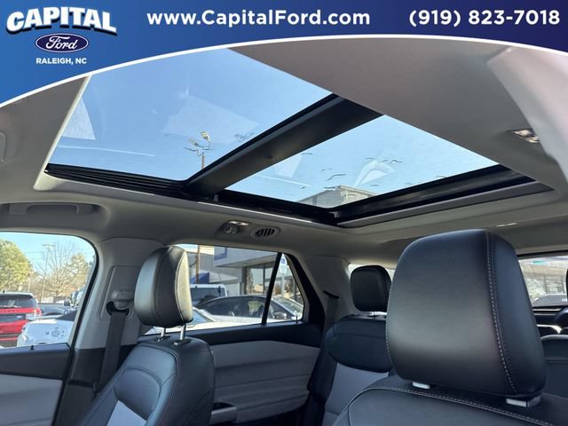 New 2024 Ford Explorer XLT w/ Equipment Group 202A RWD image 22