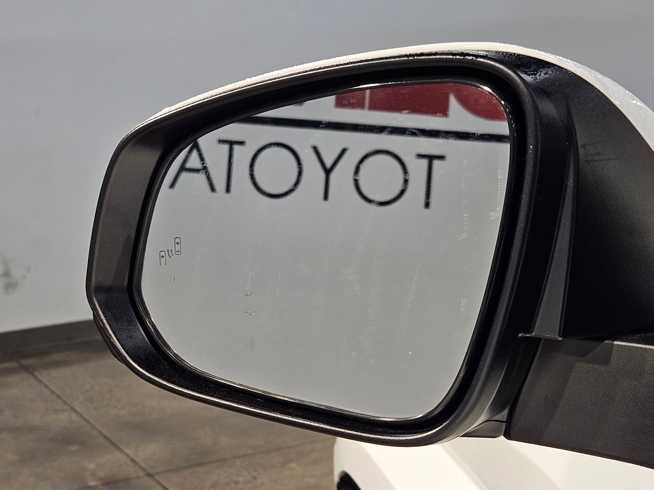 Certified 2026 Toyota Tacoma SR5 AWD/4WD image 22