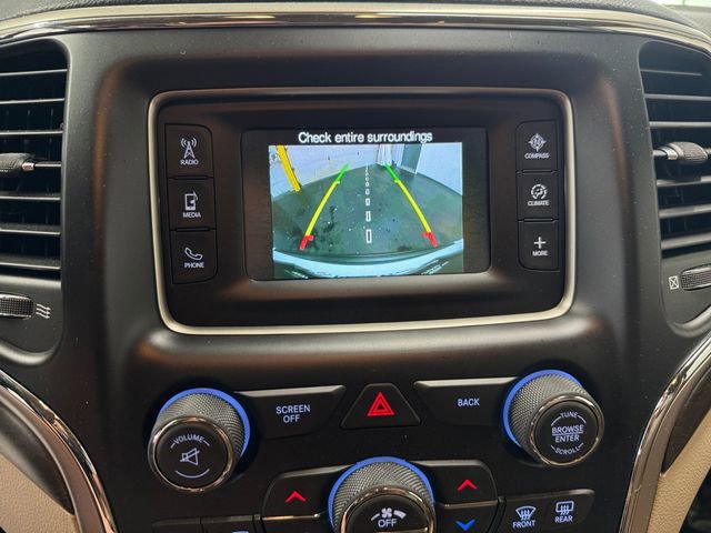 Used 2016 Jeep Grand Cherokee Laredo w/ Quick Order Package 23E AWD/4WD image 15