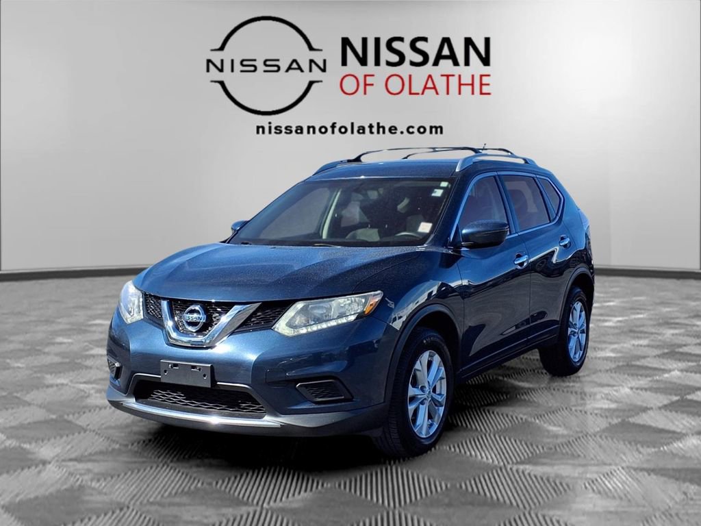Used 2016 Nissan Rogue SV image 1