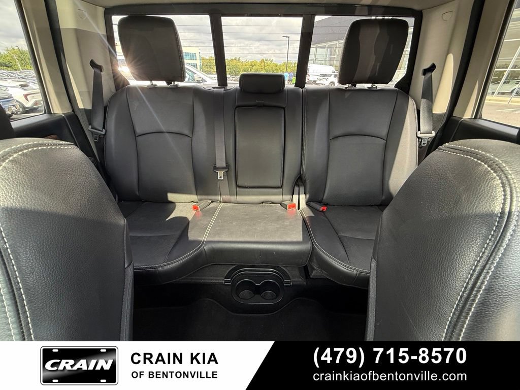 Used 2016 RAM 1500 Laramie w/ Convenience Group AWD/4WD image 28