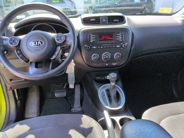 Used 2015 Kia Soul FWD image 19