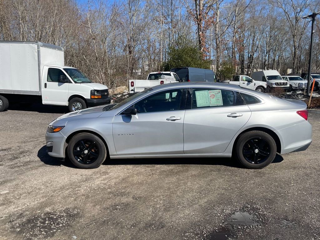 Used 2020 Chevrolet Malibu LS image 9