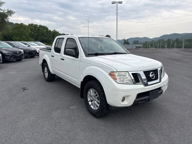 Used 2018 Nissan Frontier SV w/ Value Truck Package AWD/4WD image 2