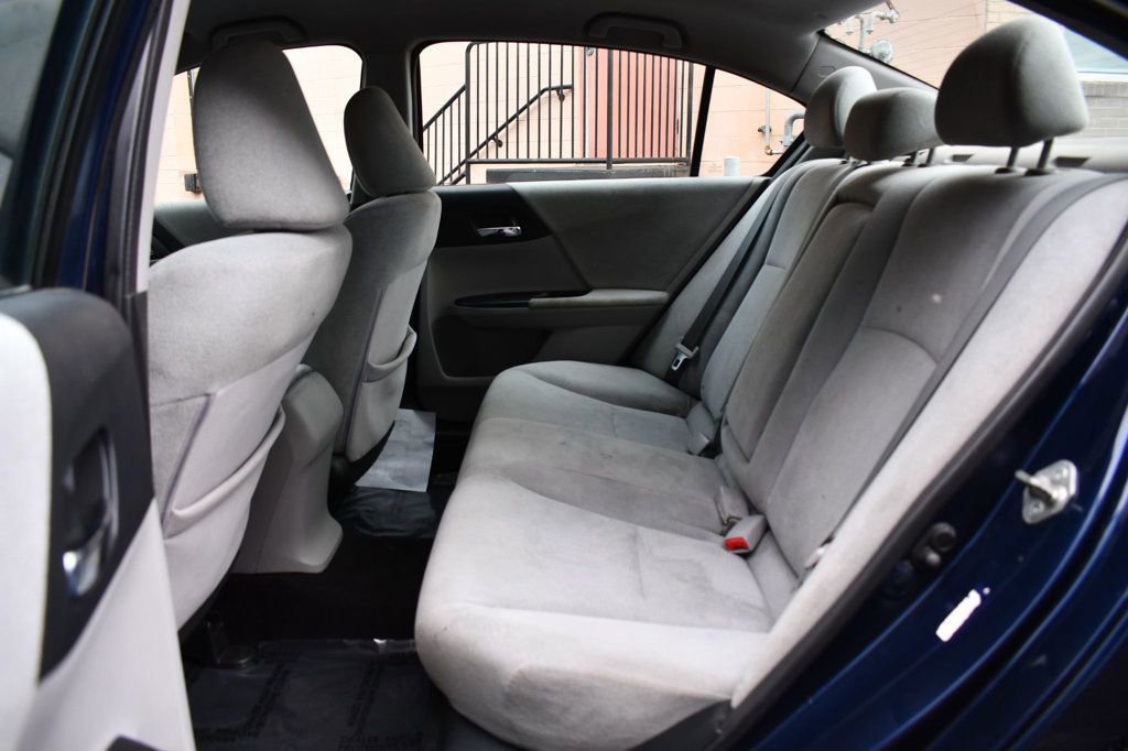Used 2013 Honda Accord LX image 29