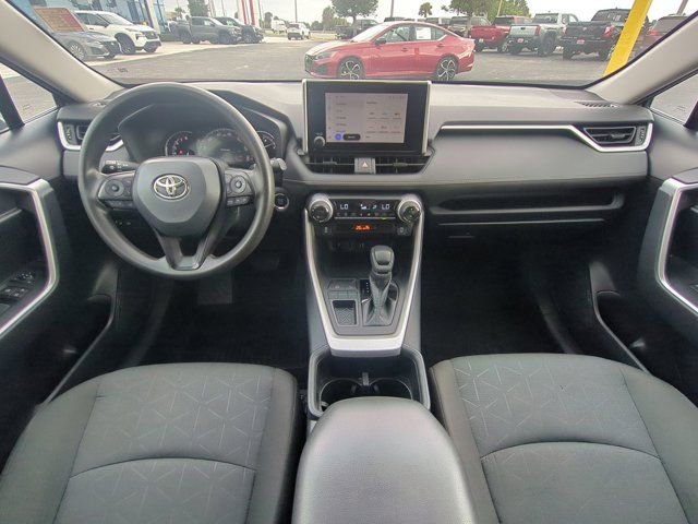 Used 2023 Toyota RAV4 XLE FWD image 16
