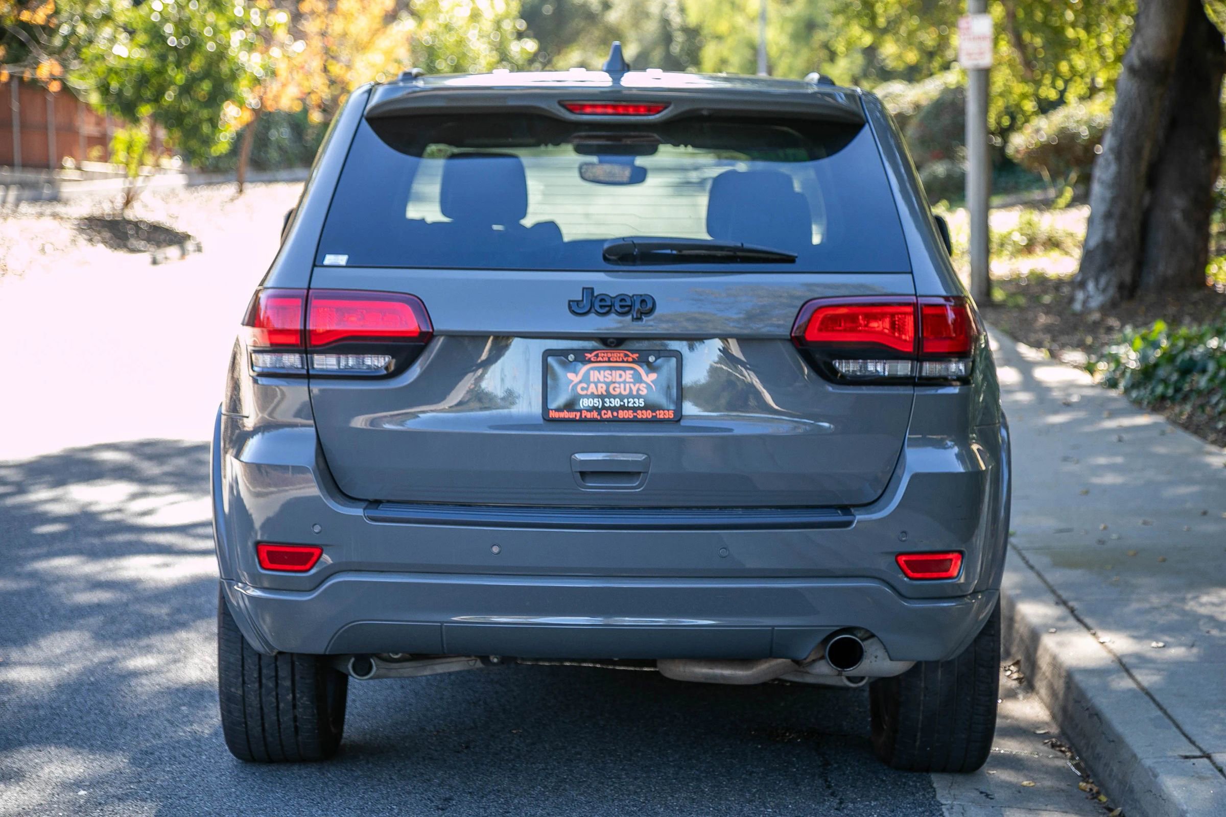 Used 2020 Jeep Grand Cherokee Altitude image 5