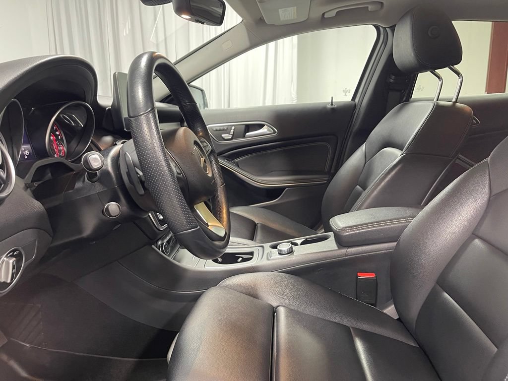 Certified 2020 Mercedes-Benz GLA 250 4MATIC image 20