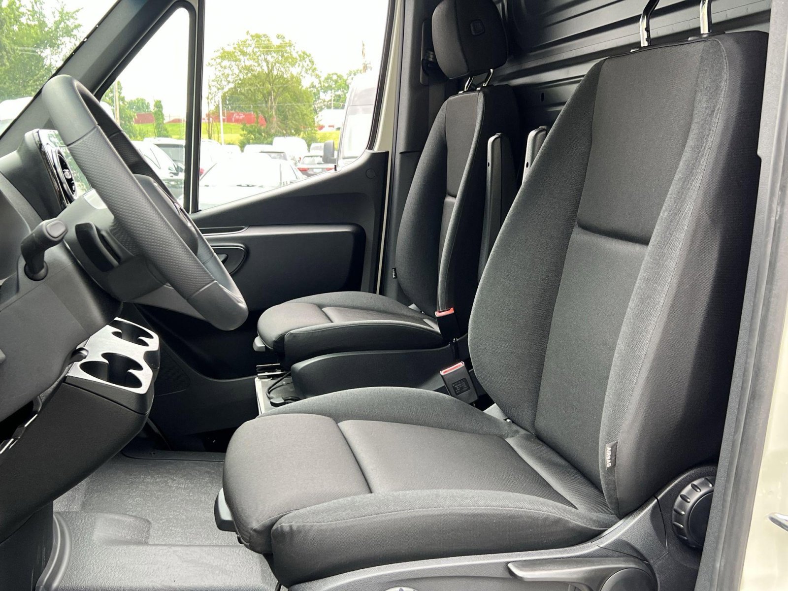 New 2025 Mercedes-Benz Sprinter 2500 image 11