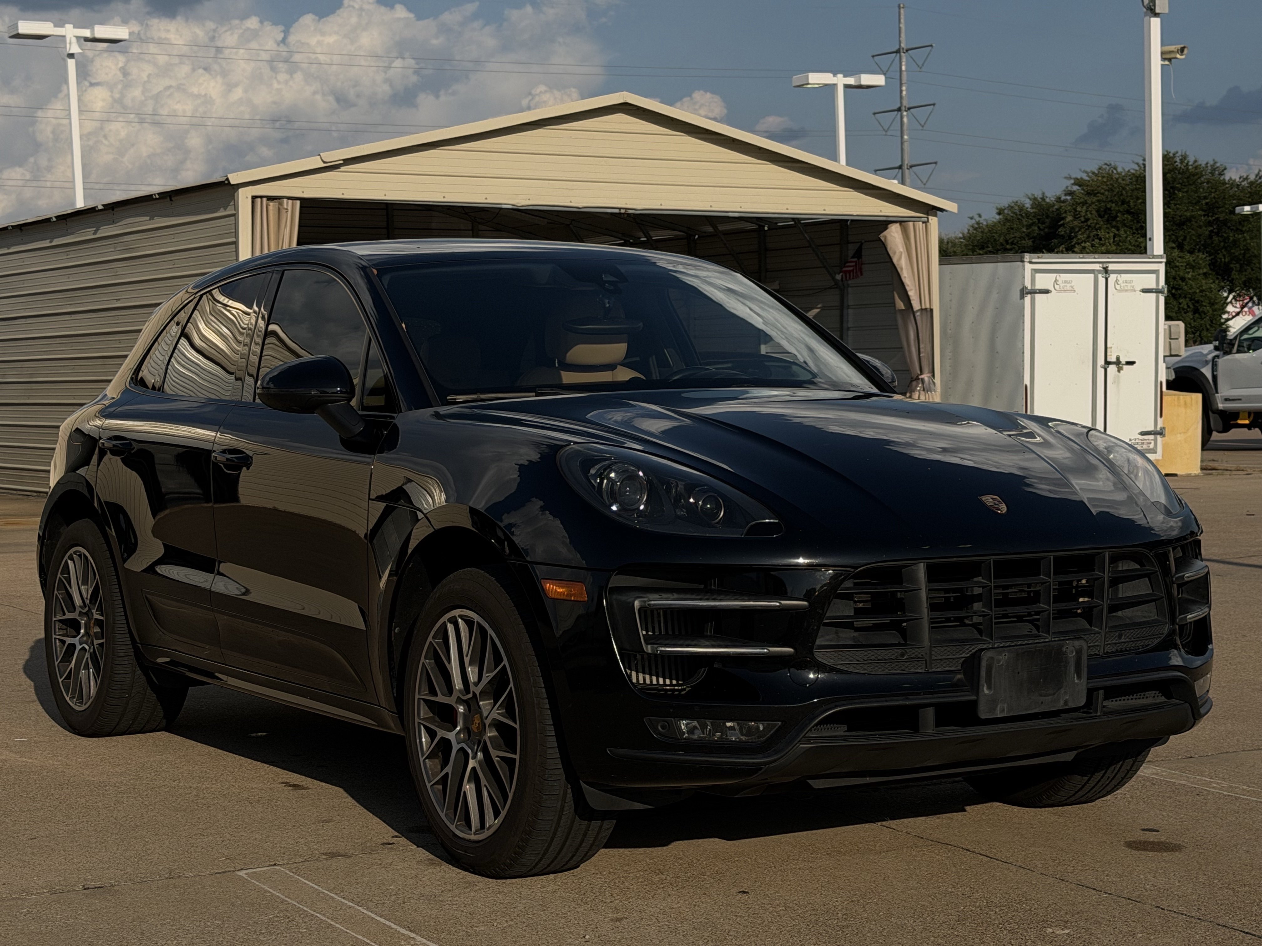 Used 2018 Porsche Macan Turbo w/ Premium Package Plus AWD/4WD image 9