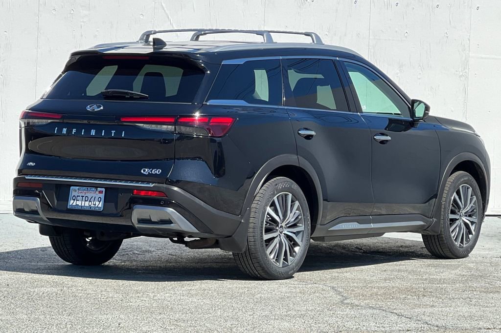 Certified 2023 INFINITI QX60 Sensory w/ Vision Package image 3