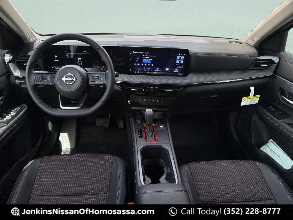New 2026 Nissan Kicks SR AWD/4WD image 36