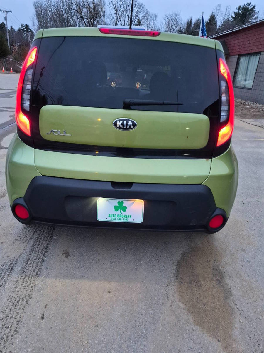 Used 2014 Kia Soul FWD image 4