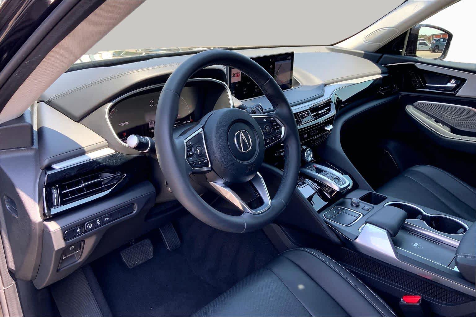 Used 2024 Acura MDX w/ Technology Package FWD image 18