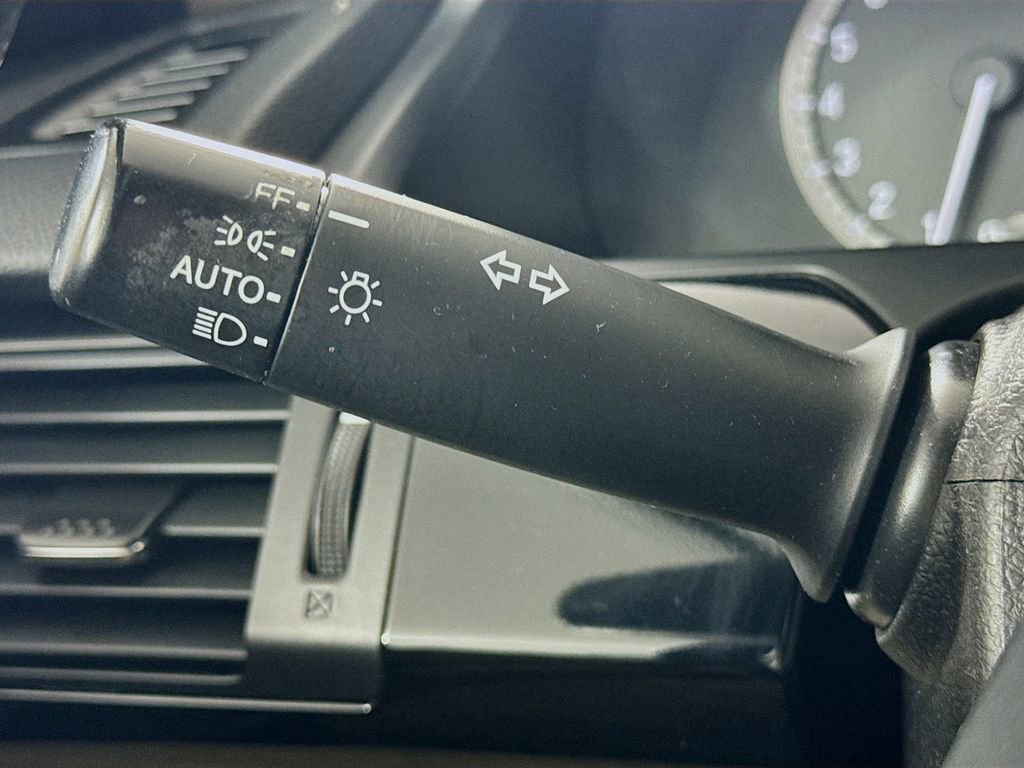 Used 2016 Honda Accord LX image 8