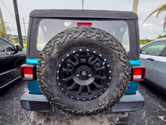 Used 2020 Jeep Wrangler Sport AWD/4WD image 5