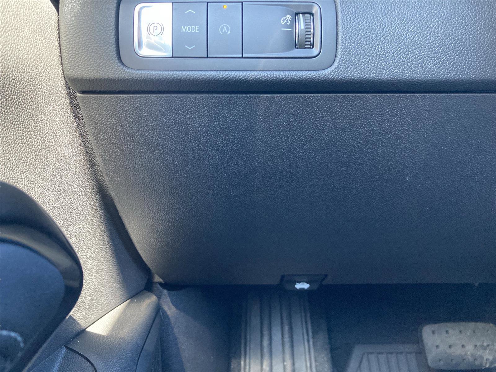 New 2026 Chevrolet Traverse LT w/ LPO, Floor Liner Package image 25