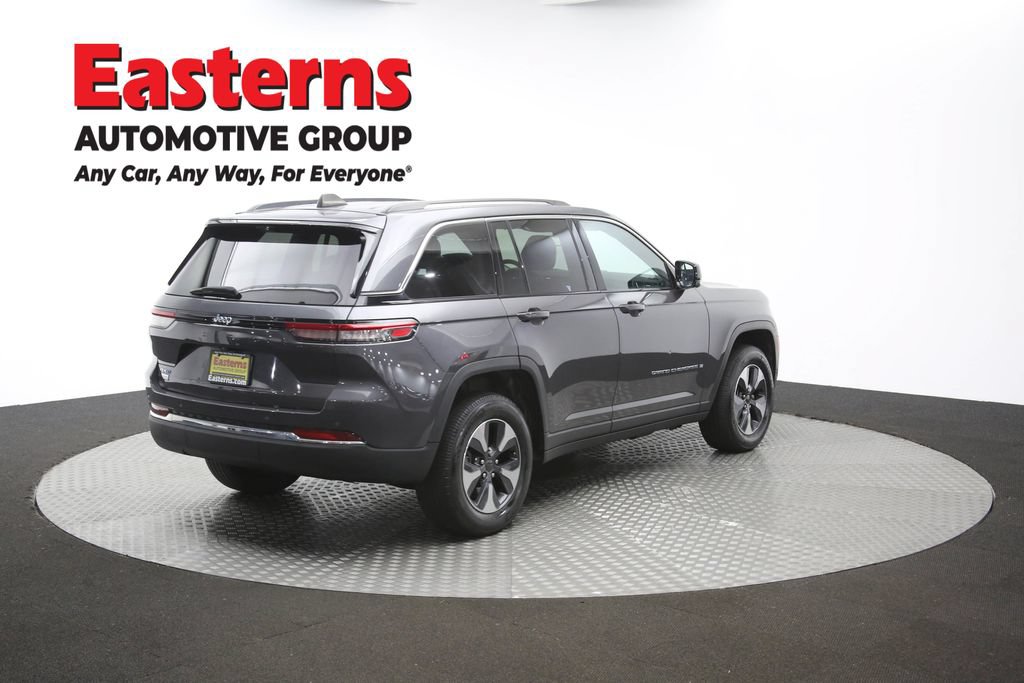 Used 2022 Jeep Grand Cherokee Limited 4xe w/ Luxury Tech Group II AWD/4WD image 45