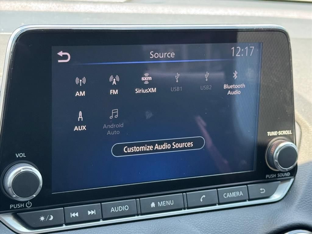 Certified 2021 Nissan Sentra SR w/ Lighting Package FWD image 22