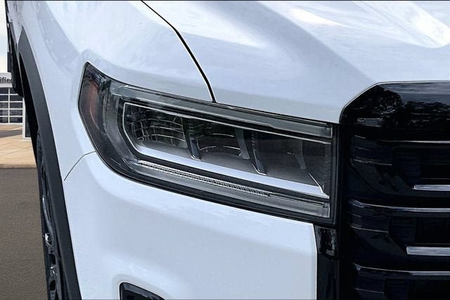 Certified 2022 GMC Acadia SLE w/ Driver Convenience Package AWD/4WD image 30
