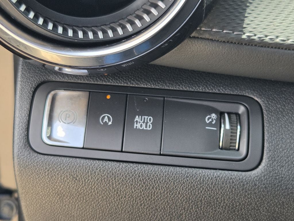 Used 2025 Chevrolet Equinox LT FWD image 24