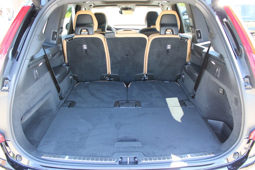 Used 2019 Volvo XC90 T6 Momentum w/ Advanced Package AWD/4WD image 35