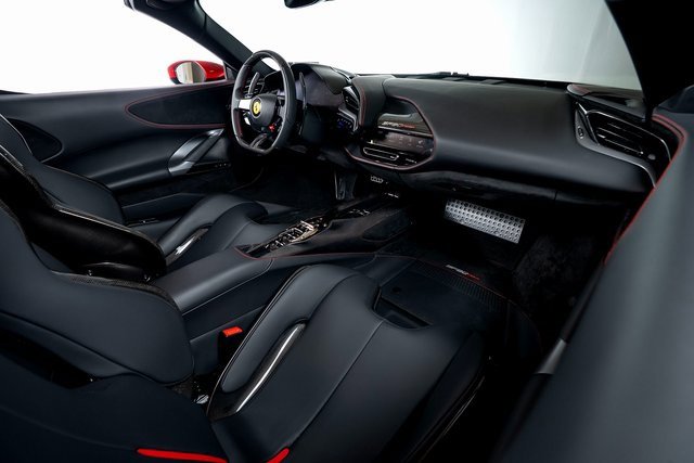 Used 2024 Ferrari SF90 Spider image 46