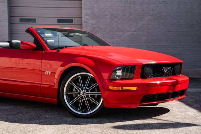 Used 2006 Ford Mustang GT Premium RWD image 38