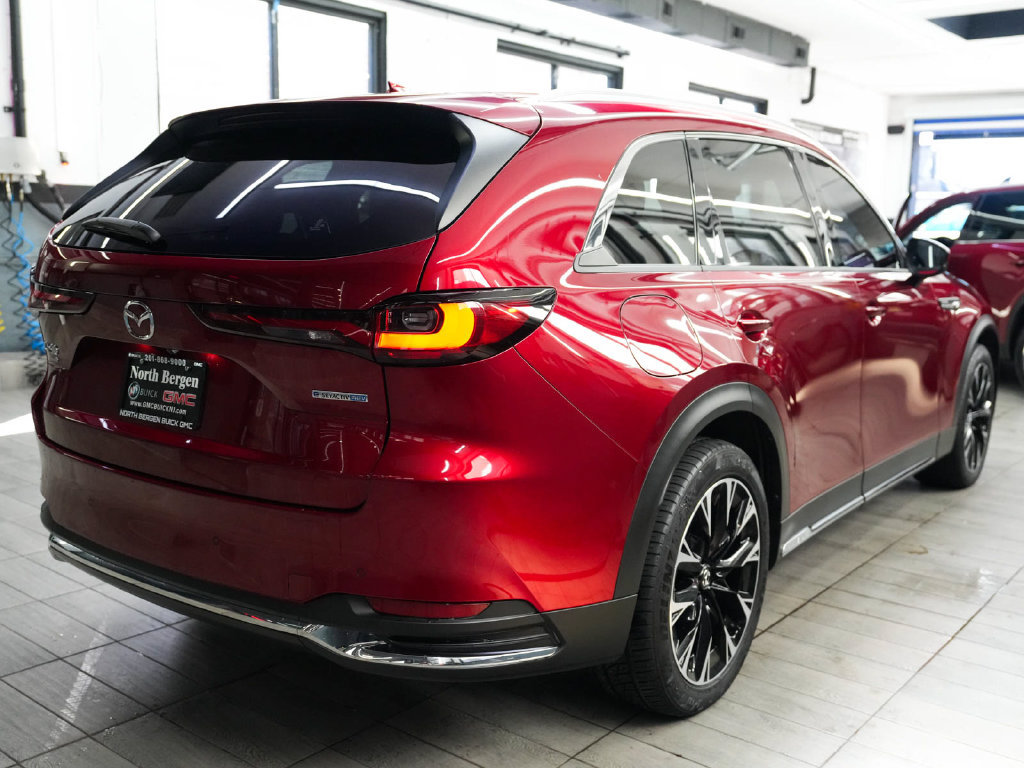 Used 2024 MAZDA CX-90 Plug-In Hybrid w/ Premium Pkg AWD/4WD image 8
