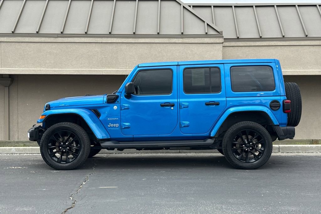 Used 2021 Jeep Wrangler Unlimited Sahara w/ Cold Weather Group AWD/4WD image 7